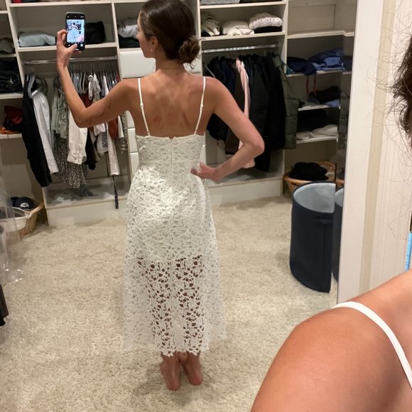 The Lace Midi Dress ASTR The Label - Picture 2 of 3